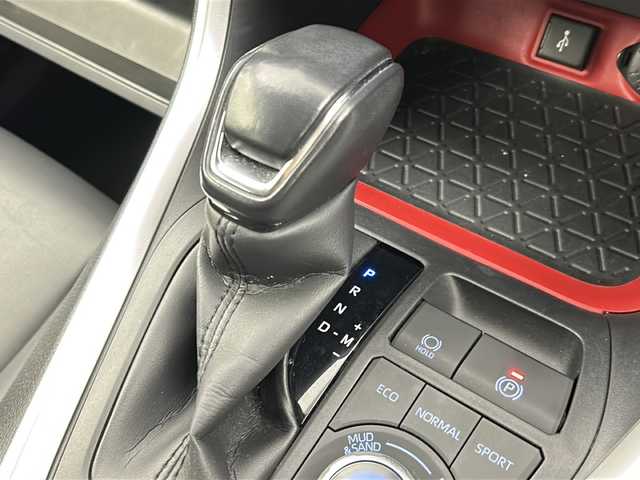 トヨタ ＲＡＶ４ アドベンチャー オフロードPKG 宮城県 2021(令3)年 4.4万km グレーメタリック 禁煙車/トヨタセーフティーセンス/・レーダークルーズコントロール/・プリクラッシュセーフティーシステム/・レーントレーシングアシスト/・リヤクロストラフィックアラート/・パーキングサポートブレーキ/・ロードサインアシスト/・オートマチックハイビーム/・先行車発進お知らせ/・クリアランスソナー/ブラインドスポットモニター/純正9インチディスプレイオーディオ/（BT.AM.FM.USB.Miracast.LINEmusic）/バックカメラ/ビルトインETC2.0/電動パーキングブレーキ/AUTOHOLD/運転席パワーシート/合皮シート/革巻きステアリング/ステアリングスイッチ/プッシュスタート/スマートキー/ダウンヒルアシスト/社外フロアマット/ドアバイザー/ルーフレール/純正18インチアルミホイール/LEDヘッドライト/フォグランプ/横滑り防止機能/コーナーセンサー