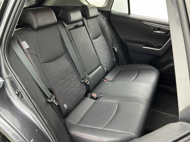 トヨタ ＲＡＶ４ アドベンチャー オフロードPKG 宮城県 2021(令3)年 4.4万km グレーメタリック 禁煙車/トヨタセーフティーセンス/・レーダークルーズコントロール/・プリクラッシュセーフティーシステム/・レーントレーシングアシスト/・リヤクロストラフィックアラート/・パーキングサポートブレーキ/・ロードサインアシスト/・オートマチックハイビーム/・先行車発進お知らせ/・クリアランスソナー/ブラインドスポットモニター/純正9インチディスプレイオーディオ/（BT.AM.FM.USB.Miracast.LINEmusic）/バックカメラ/ビルトインETC2.0/電動パーキングブレーキ/AUTOHOLD/運転席パワーシート/合皮シート/革巻きステアリング/ステアリングスイッチ/プッシュスタート/スマートキー/ダウンヒルアシスト/社外フロアマット/ドアバイザー/ルーフレール/純正18インチアルミホイール/LEDヘッドライト/フォグランプ/横滑り防止機能/コーナーセンサー