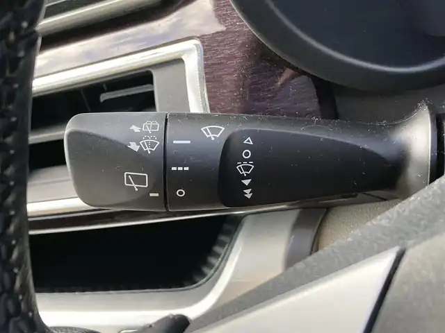 ダイハツ キャスト スタイル G ターボ SAⅢ 香川県 2018(平30)年 4.1万km ダークエメラルドマイカ 登録時走行距離：40487km/純正ルーフキャリア/純正オーディオ/　CD AUX/スマートアシスト/横滑り防止装置/アイドリングストップ/オートハイビーム/LEDヘッドライト/オートライト/レベライザヘッドライト/ETC/シートヒーター/プッシュスタート/スマートキー/スペアキー/取扱説明書/新車時保証書/ワンオーナー