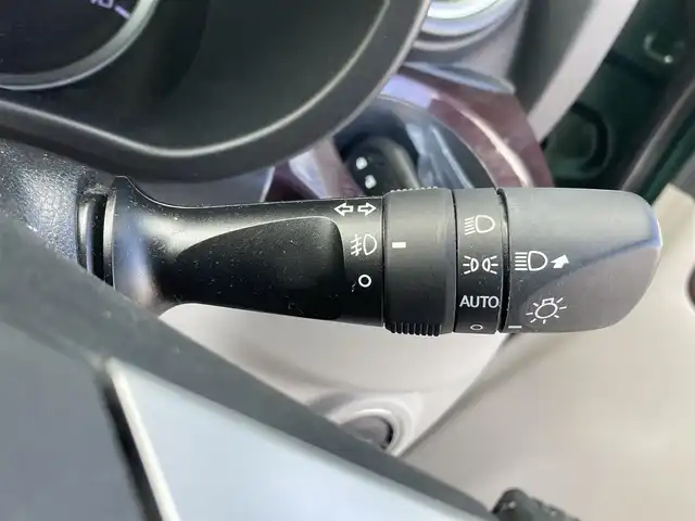 ダイハツ キャスト スタイル G ターボ SAⅢ 香川県 2018(平30)年 4.1万km ダークエメラルドマイカ 登録時走行距離：40487km/純正ルーフキャリア/純正オーディオ/　CD AUX/スマートアシスト/横滑り防止装置/アイドリングストップ/オートハイビーム/LEDヘッドライト/オートライト/レベライザヘッドライト/ETC/シートヒーター/プッシュスタート/スマートキー/スペアキー/取扱説明書/新車時保証書/ワンオーナー