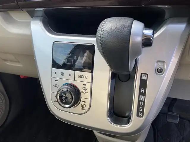 ダイハツ キャスト スタイル G ターボ SAⅢ 香川県 2018(平30)年 4.1万km ダークエメラルドマイカ 登録時走行距離：40487km/純正ルーフキャリア/純正オーディオ/　CD AUX/スマートアシスト/横滑り防止装置/アイドリングストップ/オートハイビーム/LEDヘッドライト/オートライト/レベライザヘッドライト/ETC/シートヒーター/プッシュスタート/スマートキー/スペアキー/取扱説明書/新車時保証書/ワンオーナー