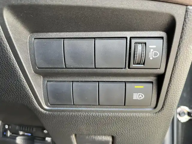 トヨタ ヤリスクロス ハイブリッド Z 鳥取県 2020(令2)年 3.7万km ブラックマイカ ４WD/純正ディスプレイオーディオ/BT/USB/バックカメラ/ETC/運転席パワーシート/前席シートヒーター/レーダークルーズコントロール/レーンキープアシスト/LEDヘットライト/フォグライト/純正18インチアルミホイール/プッシュエンジンスタート/フロアマット/ドアバイザー/保証書・取扱説明書/スペアキー