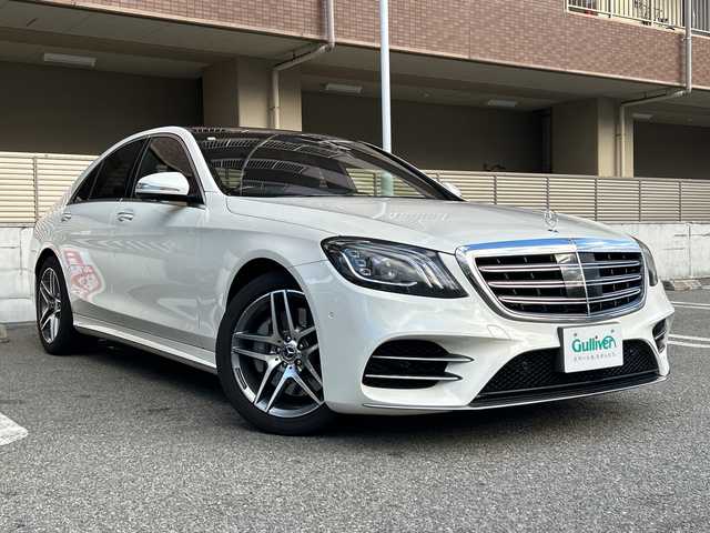 メルセデス・ベンツ Ｓ４００ AMGライン 大阪府 2017(平29)年 4.4万km ダイヤモンドホワイト ダイワモンドホワイト（799）/パノラミックスライディングルーフ/レザーエクスクルーシブパッケージ/・Burmesterサウンドシステム/・ナッパレザーシート/・リラクゼーション機能/・シートヒータープラス/・マルチコントロールシートバック/・ドライビングダイナミックシート/・赤外線反射・ノイズ軽減ガラス/AMGライン/・AMGスタイリングパッケージ/・19インチAMG5スポークアルミニウム/・メルセデスロゴ付きブレーキキャリパー/・ドリルベンチレーテッドディスク/・ステンレスアクセル・ブレーキペダル/・ブラックハイグロスポプラウッドインテリアトリム/・ヘッドアップディスプレイ/・本革巻ウッドステアリング/12インチワイドディスプレイ/・フルセグ/BT/AM/FM/360°カメラ/メモリシート/パワーシート/シートヒーター/エアシート/レーダーセーフティーパッケージ/エアーバランスパッケージ/LEDヘッドライト/アンビエントライト64色/取扱説明書/保証書/スペアキー