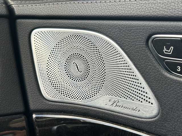 メルセデス・ベンツ Ｓ４００ AMGライン 大阪府 2017(平29)年 4.4万km ダイヤモンドホワイト ダイワモンドホワイト（799）/パノラミックスライディングルーフ/レザーエクスクルーシブパッケージ/・Burmesterサウンドシステム/・ナッパレザーシート/・リラクゼーション機能/・シートヒータープラス/・マルチコントロールシートバック/・ドライビングダイナミックシート/・赤外線反射・ノイズ軽減ガラス/AMGライン/・AMGスタイリングパッケージ/・19インチAMG5スポークアルミニウム/・メルセデスロゴ付きブレーキキャリパー/・ドリルベンチレーテッドディスク/・ステンレスアクセル・ブレーキペダル/・ブラックハイグロスポプラウッドインテリアトリム/・ヘッドアップディスプレイ/・本革巻ウッドステアリング/12インチワイドディスプレイ/・フルセグ/BT/AM/FM/360°カメラ/メモリシート/パワーシート/シートヒーター/エアシート/レーダーセーフティーパッケージ/エアーバランスパッケージ/LEDヘッドライト/アンビエントライト64色/取扱説明書/保証書/スペアキー