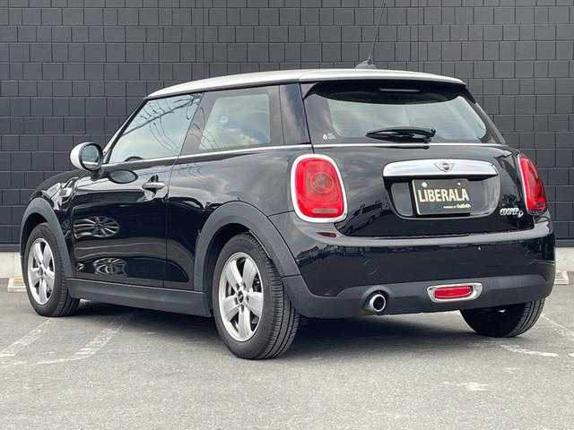 ＭＩＮＩ ミニ クーパー D 埼玉県 2017(平29)年 4.8万km ミッドナイト・ブラック・メタリック 純正HDDナビ/(Bluetooth/USB)/コンフォートアクセス/純正１５インチアルミホイール/クリアランスソナー/ＬＥＤヘッドライト/ミラー一体型ＥＴＣ/フロントフォグランプ