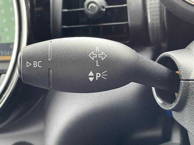 ＭＩＮＩ ミニ クーパー D 埼玉県 2017(平29)年 4.8万km ミッドナイト・ブラック・メタリック 純正HDDナビ/(Bluetooth/USB)/コンフォートアクセス/純正１５インチアルミホイール/クリアランスソナー/ＬＥＤヘッドライト/ミラー一体型ＥＴＣ/フロントフォグランプ