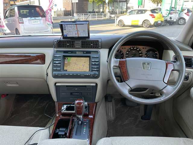 トヨタ クラウン ロイヤル ロイヤルエクストラFourLTD 鳥取県 2002(平14)年 12万km ホワイトパールクリスタルシャイン 4WD/メーカーナビ/CD/社外オンダッシュナビ/オートエアコン/リモコンキー/D席パワーシート/純正15AW/ABS/Wエアバック/オートライト/フォグランプ