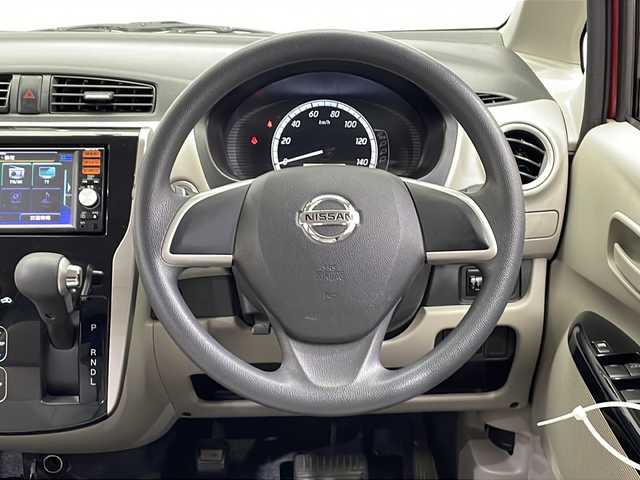 日産 デイズ X 栃木県 2014(平26)年 7万km ピンク 純正ナビ/(CD/フルセグTV/SD/USB)/全方位カメラ/禁煙車/スマートキー/プッシュスタート/アイドリングストップ/ウィンカーミラー/電動格納ミラー/純正フロアマット