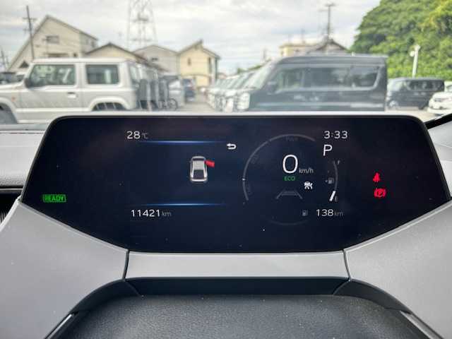 トヨタ プリウス G 大阪府 2023(令5)年 1.2万km アティチュードブラックマイカ ワンオーナー/モデリスタエアロ/純正ディスプレイオーディオ/バックカメラ/衝突被害軽減システム/レーンキープアシスト/コーナーセンサー/オートマチックハイビーム/オートライト/純正アルミホイール/純正フロアマット/シートヒーター/ドライブレコーダー/2.0ETC/プッシュスタートボタン/LEDヘッドライト/スペアキー×1