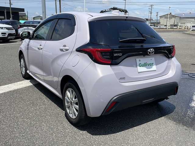 トヨタ ヤリス G 新潟県 2021(令3)年 1.1万km アイスピンクメタリック 4WD/純正ナビ/バックカメラ/冬タイヤ積載/Toyota Safety Sense /・プリクラッシュセーフティ/・レーントレーシングアシスト［LTA］ 1.5L/・レーンディパーチャーアラートLDA]/・レーダークルーズコントロール/・オートマチックハイビーム［AHB］/・ロードサインアシスト［RSA］/・プロアクティブドライビングアシスト［PDA］/・発進遅れ告知機能［TMN］/クリアランスソナー/LEDヘッドライト/ドアバイザー/取扱説明書/保証書