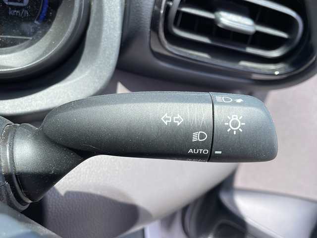 トヨタ ヤリス G 新潟県 2021(令3)年 1.1万km アイスピンクメタリック 4WD/純正ナビ/バックカメラ/冬タイヤ積載/Toyota Safety Sense /・プリクラッシュセーフティ/・レーントレーシングアシスト［LTA］ 1.5L/・レーンディパーチャーアラートLDA]/・レーダークルーズコントロール/・オートマチックハイビーム［AHB］/・ロードサインアシスト［RSA］/・プロアクティブドライビングアシスト［PDA］/・発進遅れ告知機能［TMN］/クリアランスソナー/LEDヘッドライト/ドアバイザー/取扱説明書/保証書