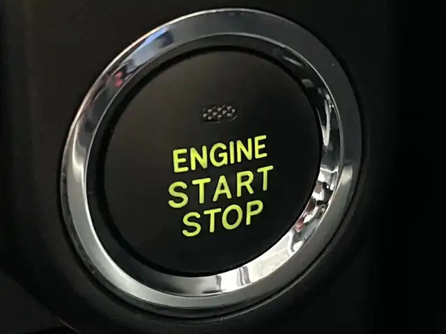 トヨタ タンク カスタムG 福岡県 2017(平29)年 1.2万km マゼンタベリーマイカM 純正ナビ/Bluetooth/フルセグTV/CD/DVD/両側パワースライドドア/クルーズコントロール/アイドリングストップ/横滑り防止装置/オートエアコン/ステアリングスイッチ/スマートキー/純正14インチアルミホイール/LEDオートライト/電動格納ミラー