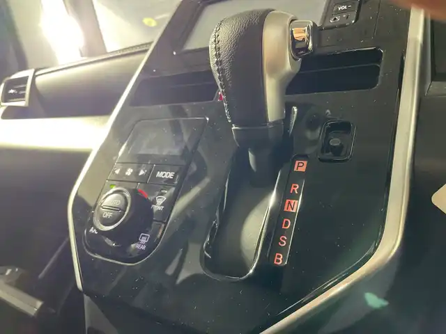 トヨタ タンク カスタムG 福岡県 2017(平29)年 1.2万km マゼンタベリーマイカM 純正ナビ/Bluetooth/フルセグTV/CD/DVD/両側パワースライドドア/クルーズコントロール/アイドリングストップ/横滑り防止装置/オートエアコン/ステアリングスイッチ/スマートキー/純正14インチアルミホイール/LEDオートライト/電動格納ミラー
