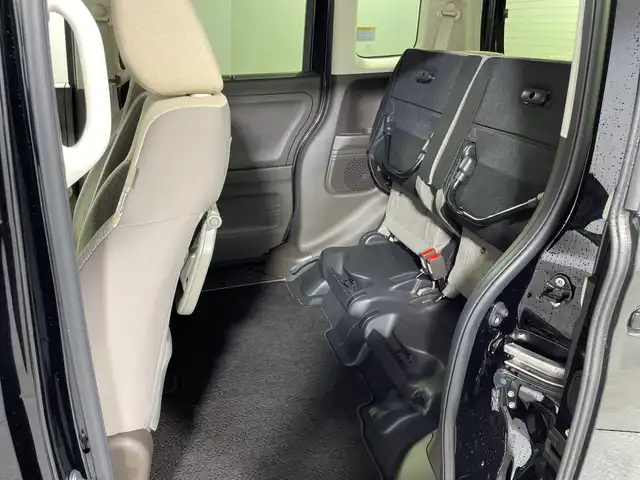 ホンダ Ｎ ＢＯＸ L ターボ 神奈川県 2022(令4)年 1.8万km クリスタルブラックパール 純正7インチナビ　（VXM-224VFi）　/フルセグTV/BT/SD/CD/DVD/USB　/バックカメラ　/ホンダセンシング　/衝突軽減ブレーキ　/路外逸脱抑制機能　/アダプティブクルーズコントロール　/パーキングセンサー　/両側パワースライドドア　/パドルシフト　/革巻きステアリング　/電子制御パーキングブレーキ　/オートホールド　/ウィンカーミラー　/ドアバイザー　/スペアキー