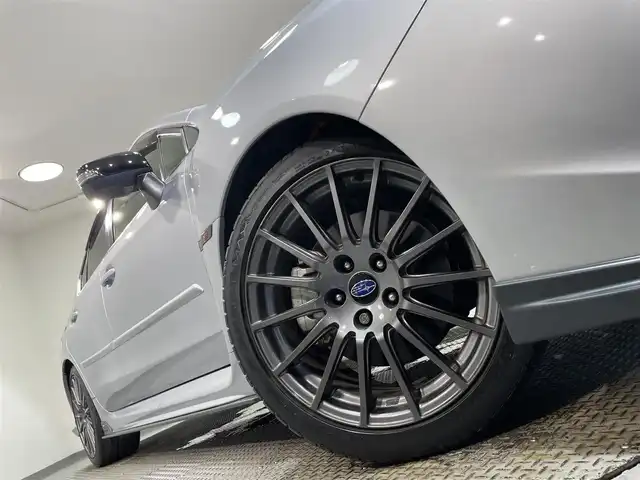 スバル ＷＲＸ Ｓ４ STIスポーツアイサイト 愛知県 2018(平30)年 2万km アイスシルバーメタリック 純正8インチメモリナビ/（AM/FM/SD/CD/DVD/Blu-ray/Bluetooth/フルセグTV)/バックカメラ/アイドリングストップ/ウィンカーミラー/レーダークルーズコントロール/プッシュスタート/ビルトインETC/シートヒーター/ブラインドスポットモニター/プリクラッシュセーフティ/車線逸脱警報/横滑り防止装置/RECAROシート/純正フロアマット/スペアキー/保証書/取扱説明書