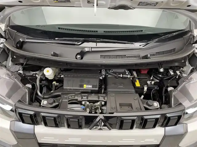三菱 デリカミニ T プレミアム 滋賀県 2025(令7)年 0.1千km 白Ⅱ 届出済未使用車/純正９型ディスプレイオーディオ/Bluetooth/全方位カメラ/両側電動スライドドア/コーナーセンサー/マイパイロット/デジタルインナーミラー/ステアリングヒーター/シートヒーター/ハーフレザー/LEDヘッドライト/オートライト/オートハイビーム/プッシュスタート/スマートキー