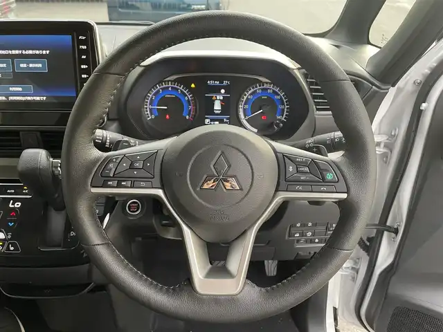 三菱 デリカミニ T プレミアム 滋賀県 2025(令7)年 0.1千km 白Ⅱ 届出済未使用車/純正９型ディスプレイオーディオ/Bluetooth/全方位カメラ/両側電動スライドドア/コーナーセンサー/マイパイロット/デジタルインナーミラー/ステアリングヒーター/シートヒーター/ハーフレザー/LEDヘッドライト/オートライト/オートハイビーム/プッシュスタート/スマートキー