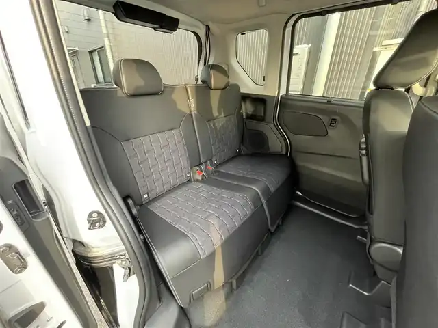三菱 デリカミニ T プレミアム 滋賀県 2025(令7)年 0.1千km 白Ⅱ 届出済未使用車/純正９型ディスプレイオーディオ/Bluetooth/全方位カメラ/両側電動スライドドア/コーナーセンサー/マイパイロット/デジタルインナーミラー/ステアリングヒーター/シートヒーター/ハーフレザー/LEDヘッドライト/オートライト/オートハイビーム/プッシュスタート/スマートキー