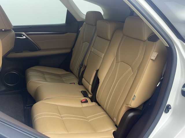 レクサス ＲＸ 450hL 大阪府 2019(平31)年 3.8万km ソニッククォーツ 純正12.3インチナビ/・TV/・SD/・Bluetooth/・AUX/・AMFM/・CD/DVD/・パノラミックビューモニター/サンルーフ/シートヒーター/エアシート/ステアリングヒーター/電動パーキングブレーキ/電動格納サードシート/追従型クルーズコントロール/メモリーシート/クリアランスソナー/BSM/ヘッドアップディスプレイ