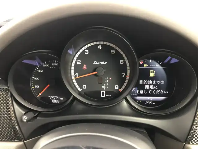 ポルシェ マカン ターボ 愛知県 2016(平28)年 7.3万km グレー BOSEプレミアムサウンド/クルーズコントロール/SDナビ/・Bluetooth/・DVD/パワーバックドア/ラバーフロアマット/カーボンインテリアパッケージ/ホールレザーパッケージ/スポーツパッケージ/革シート/シートヒーター/パワーシート/ステアリングリモコン/革巻きステアリング/ワイパーデアイサー/ダウンヒルシステム