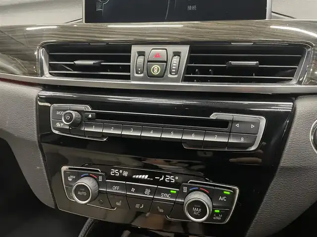 ＢＭＷ Ｘ１ xDrive 20i Xライン 群馬県 2016(平28)年 7.1万km スパークリングストームブリリアントエフェクト OP19インチAW/純正HDDナビ/シートヒーター/アイボリーレザーシート/バックカメラ/Bluetooth/LEDライト/スマートキー/電動リヤゲート/ETC2.0/前後ドライブレコーダー