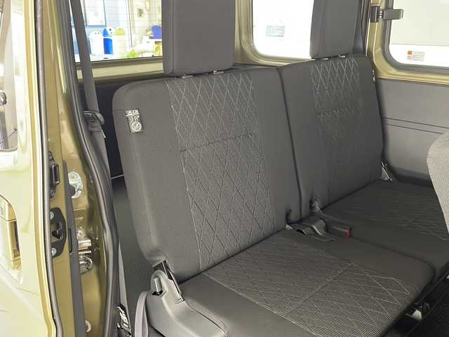 ダイハツ アトレー バン RS 宮崎県 2024(令6)年 1.1万km オフビートカーキM 禁煙車/衝突被害軽減ブレーキ/社外ナビTV/（カロッツェリア/AVIC-RZ812/CD/DVD/Bluetooth/フルセグTV)/社外バックカメラ/社外前後ドライブレコーダー/社外ETC/純正LEDオートライト/純正LEDフォグ/純正セキュリティアラーム/純正フロアマット/両側電動スライドドア/アダプティブクルーズコントロール/レーンディパーチャーアラート/オートマチックハイビーム/クリアランスソナー/オートエアコン/ルーフキャリア/スマートキー/プッシュエンジンスタート/スペアキー/新車時保証書/取扱い説明書