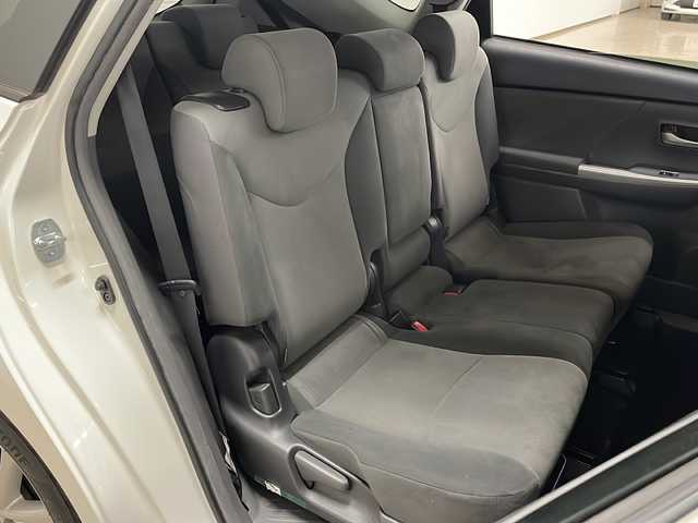 トヨタ プリウス α S 熊本県 2013(平25)年 8.8万km ホワイトパールクリスタルシャイン 純正ナビ(TV・Bluetooth・CD)/バックカメラ/ETC/3列シート/横滑り防止/AW/フロアマット/スマートキー