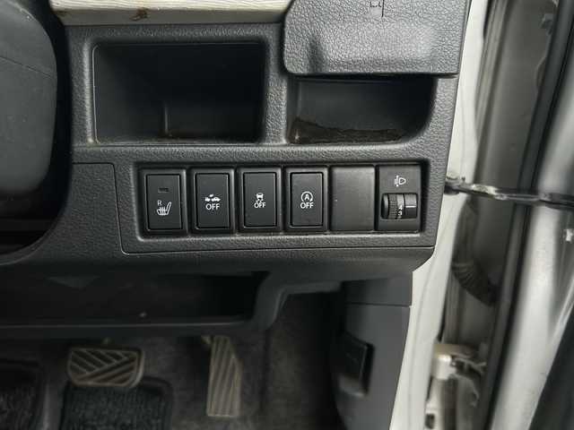 スズキ ワゴンＲ FZ 群馬県 2014(平26)年 12.7万km シルキーシルバーメタリック エンジンスタートボタン/バックカメラ/スマートキー/純正ナビ・フルセグTV/フロアマット純正/ABS/横滑り防止装置/エアバックW/衝突被害軽減システム