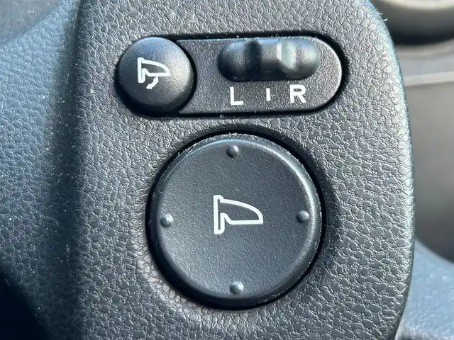 ホンダ フィット ハイブリット スマート セレクション 静岡県 2011(平23)年 2.9万km アラバスターシルバーメタリック 社外7インチナビ/（CD/DVD/FM/AM/USB）/ワンセグTV/バックカメラ/オートライト/ETC車載器/スマートキー/クルーズコントロール/オートエアコン/純正15AW