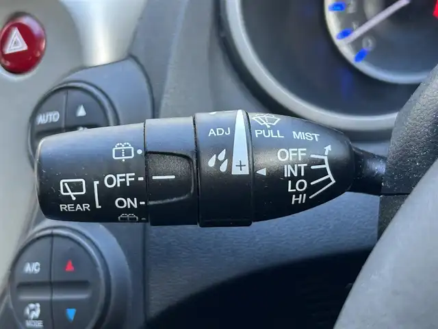 ホンダ フィット ハイブリット スマート セレクション 静岡県 2011(平23)年 2.9万km アラバスターシルバーメタリック 社外7インチナビ/（CD/DVD/FM/AM/USB）/ワンセグTV/バックカメラ/オートライト/ETC車載器/スマートキー/クルーズコントロール/オートエアコン/純正15AW