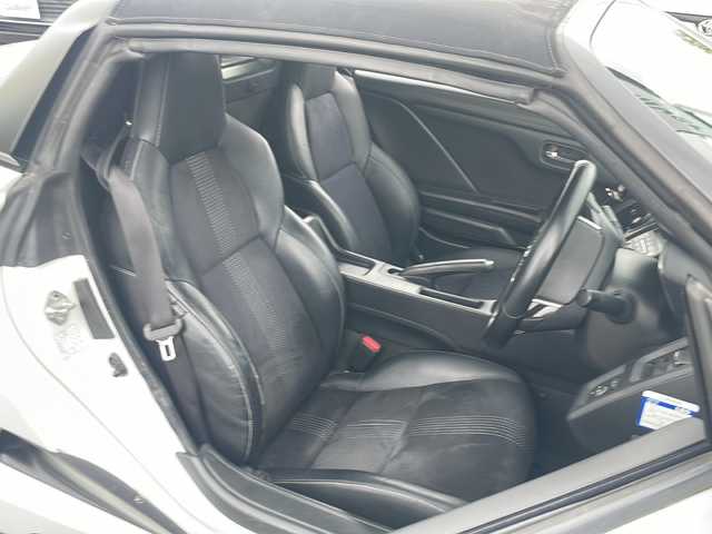 ホンダ Ｓ６６０ α 長野県 2015(平27)年 7万km プレミアムスターホワイトパール ６．１インチ純正センターディスプレイ/Ｂｌｕｅｔｏｏｔｈ　Ａｕｄｉｏ/ｉＰｏｄ対応ＵＳＢプレーヤー/ＡＭ・ＦＭチューナー/バックカメラ/追従クルーズコントロール/本革巻ステアリングホイール/ステアリングスイッチ/ステンレス製スポーツべダル/プッシュエンジンスタート/純正フロアマット/ＬＥＤヘッドライト/オートライト/スペアキー×１/ロールトップ/横滑り防止機能/冬タイヤあり/照明付オーディオリモートコントロールスイッチ/ミッドモード付フルオート・エアコンディショナー/ＨＤＭＩ／ＵＳＢジャック