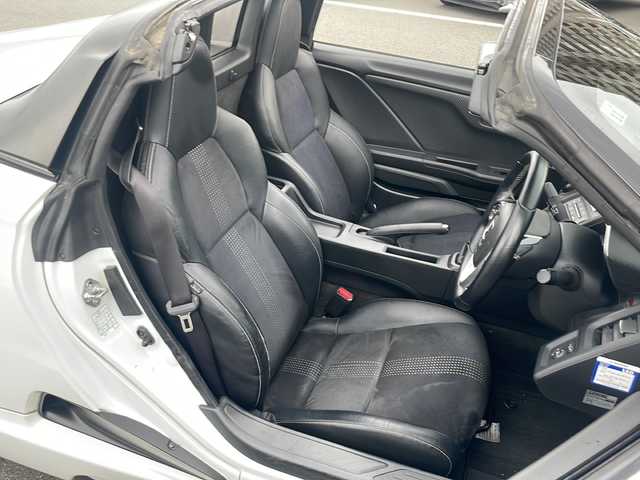 ホンダ Ｓ６６０ α 長野県 2015(平27)年 7万km プレミアムスターホワイトパール ６．１インチ純正センターディスプレイ/Ｂｌｕｅｔｏｏｔｈ　Ａｕｄｉｏ/ｉＰｏｄ対応ＵＳＢプレーヤー/ＡＭ・ＦＭチューナー/バックカメラ/追従クルーズコントロール/本革巻ステアリングホイール/ステアリングスイッチ/ステンレス製スポーツべダル/プッシュエンジンスタート/純正フロアマット/ＬＥＤヘッドライト/オートライト/スペアキー×１/ロールトップ/横滑り防止機能/冬タイヤあり/照明付オーディオリモートコントロールスイッチ/ミッドモード付フルオート・エアコンディショナー/ＨＤＭＩ／ＵＳＢジャック