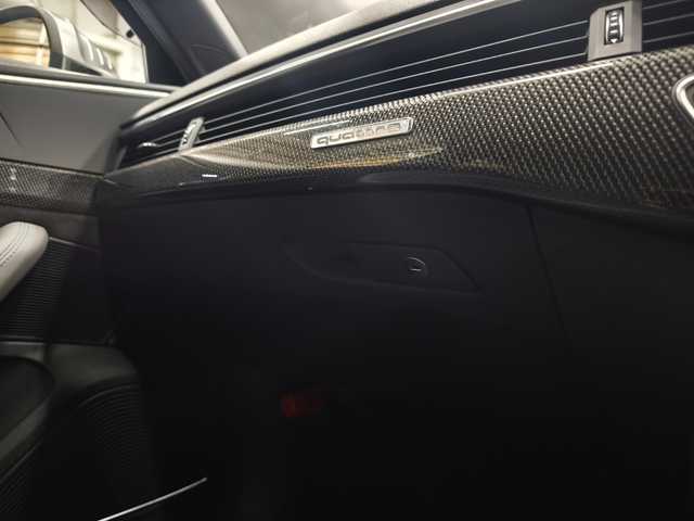 アウディ Ｓ４ アバント 群馬県 2017(平29)年 8.1万km グレイシアホワイトメタリック パノラマサンルーフ/BANG&OLUFSENサウンド/レザーパッケージ/マトリクスLED/バーチャルコクピット/ダイナミックステアリング/アップルCarPlay/社外前後ドラレコ/前席パワーシート