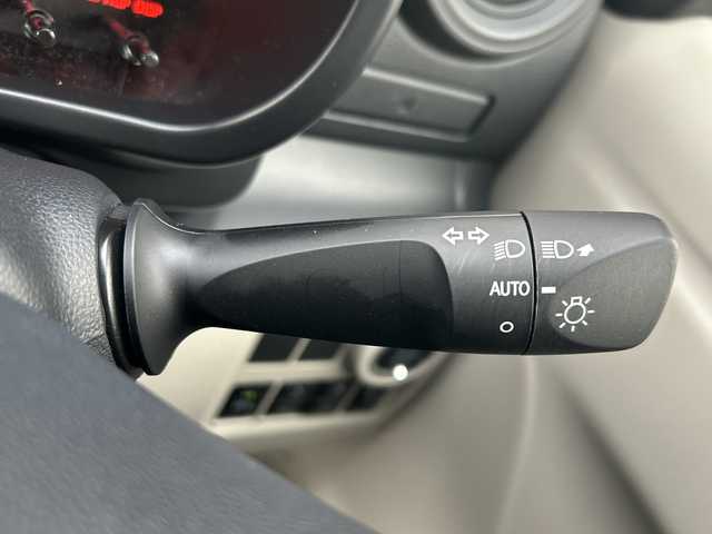 トヨタ パッソ X 埼玉県 2023(令5)年 1.3万km ターコイズブルーマイカメタリック 1オーナー　/純正ナビ　/社外ミラー型ドラレコ　/FM/AM/BT/CD/オートハイビーム　/純正フロア　/Aストップ　/TRC/衝突軽減B/オートライト　/LEDヘッド　/スペア1本　/保証書　/取説