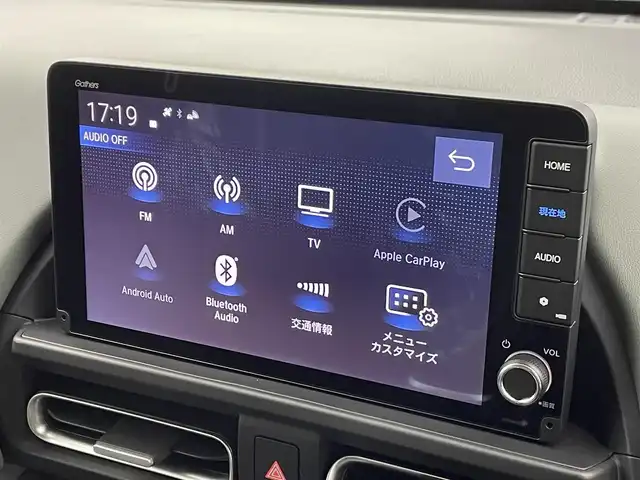 ホンダ フリード ハイブリット e:HEV クロスター 群馬県 2025(令7)年 0.1千km ベージュ 登録済未使用車　純正９インチメモリナビ　両側パワースライドドア　レーダークルーズコントロール　ＢＳＭ　バックカメラ　ステアリングリモコン　シートヒーター　オートライト　プッシュスタート　スマートキー