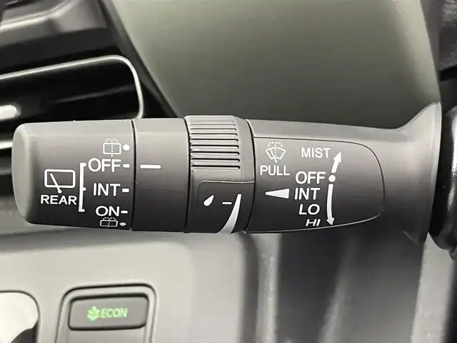 ホンダ フリード ハイブリット e:HEV クロスター 群馬県 2025(令7)年 0.1千km ベージュ 登録済未使用車　純正９インチメモリナビ　両側パワースライドドア　レーダークルーズコントロール　ＢＳＭ　バックカメラ　ステアリングリモコン　シートヒーター　オートライト　プッシュスタート　スマートキー