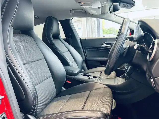 メルセデス・ベンツ ＣＬＡ１８０ Sブレイク AMG スタイル 大阪府 2018(平30)年 5.7万km ジュピターレッド レーダーセーフティ/純正ナビ/TV/バックカメラ/applecarplay/純正18インチAW/LEDヘッドライト/ACC/ブラインドスポット/電動リアゲート/クリアランスソナー/パドルシフト/ハーフ革/シートヒーター/ETC