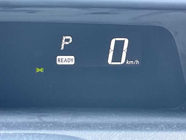 トヨタ アクア S スタイルブラック 大阪府 2019(平31)年 1.9万km ホワイトパールクリスタルシャイン 純正ナビ　/   フルセグＴＶ/ＣＤ／ＤＶＤ/Bluetooth/衝突軽減ブレーキ　/クリアランスソナー/バックモニター/レーンキープアシスト　　/ステアリングスイッチ　/純正フロアマット　/プッシュスタート　/スマートキー　/オートマチックハイビーム　/ビルトインＥＴＣ