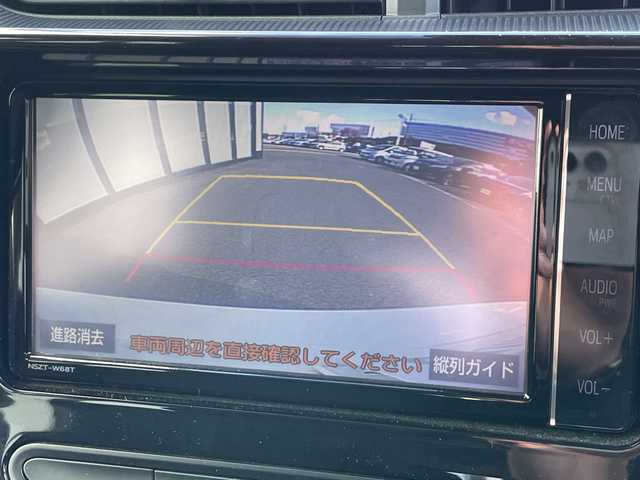 トヨタ アクア S スタイルブラック 大阪府 2019(平31)年 1.9万km ホワイトパールクリスタルシャイン 純正ナビ　/   フルセグＴＶ/ＣＤ／ＤＶＤ/Bluetooth/衝突軽減ブレーキ　/クリアランスソナー/バックモニター/レーンキープアシスト　　/ステアリングスイッチ　/純正フロアマット　/プッシュスタート　/スマートキー　/オートマチックハイビーム　/ビルトインＥＴＣ