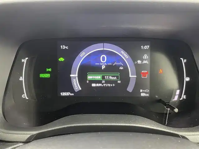 トヨタ シエンタ ハイブリッド Z 埼玉県 2024(令6)年 1.3万km アーバンカーキ 純正１０．５型ＤＡ　全方位　ＡＣ１００Ｖ　　温シート　ＢＳＭ　両側パワースライドドア　ステアリングヒーター　アドバンストパークオートハイビーム　ＥＴＣ２．０　ルーフレール　コネクトナビ