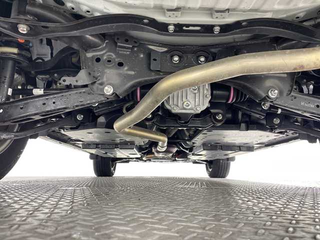 スバル フォレスター ハイブリッド X－ブレイク 神奈川県 2023(令5)年 1.4万km クリスタルホワイトP アイサイト/純正7型ナビ【AVIC-RZ711ZPO2】/バック/サイドカメラ/電動サイドブレーキ/オートブレーキホールド/合皮シート/パワーシート(D/N)/シートヒーター(D/N)/ETC/SRH/革巻きステアリング/ステアリングスイッチ/Autoライト/パドルシフト/ステアリングヒーター/スマートキー/プッシュスタートボタン/LEDヘッドライト/フォグランプ/ルーフレール/SNOW/MUDモード/純正フロアマット/純正17インチアルミホイール/純正ドアバイザー