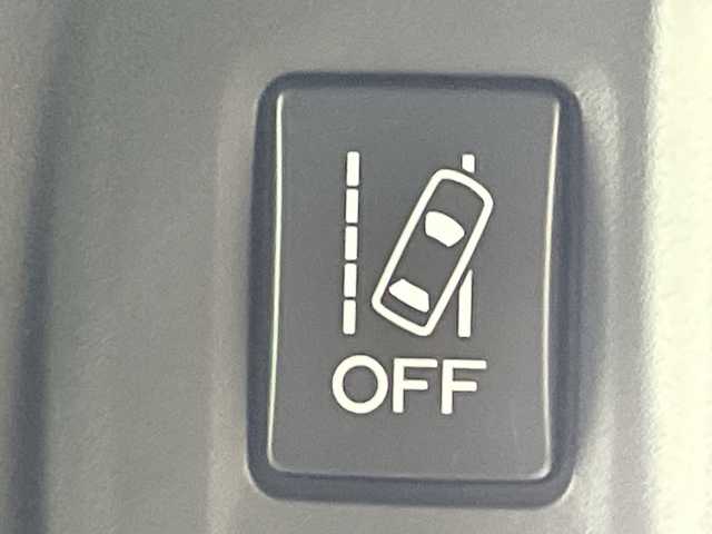 スバル フォレスター ハイブリッド X－ブレイク 神奈川県 2023(令5)年 1.4万km クリスタルホワイトP アイサイト/純正7型ナビ【AVIC-RZ711ZPO2】/バック/サイドカメラ/電動サイドブレーキ/オートブレーキホールド/合皮シート/パワーシート(D/N)/シートヒーター(D/N)/ETC/SRH/革巻きステアリング/ステアリングスイッチ/Autoライト/パドルシフト/ステアリングヒーター/スマートキー/プッシュスタートボタン/LEDヘッドライト/フォグランプ/ルーフレール/SNOW/MUDモード/純正フロアマット/純正17インチアルミホイール/純正ドアバイザー