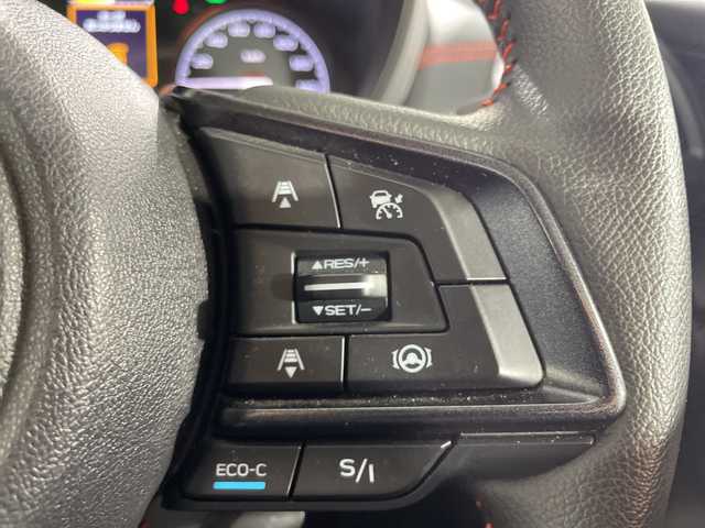 スバル フォレスター ハイブリッド X－ブレイク 神奈川県 2023(令5)年 1.4万km クリスタルホワイトP アイサイト/純正7型ナビ【AVIC-RZ711ZPO2】/バック/サイドカメラ/電動サイドブレーキ/オートブレーキホールド/合皮シート/パワーシート(D/N)/シートヒーター(D/N)/ETC/SRH/革巻きステアリング/ステアリングスイッチ/Autoライト/パドルシフト/ステアリングヒーター/スマートキー/プッシュスタートボタン/LEDヘッドライト/フォグランプ/ルーフレール/SNOW/MUDモード/純正フロアマット/純正17インチアルミホイール/純正ドアバイザー