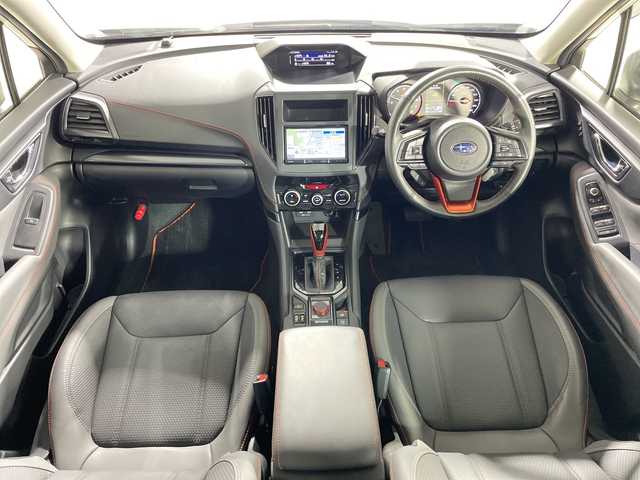 スバル フォレスター ハイブリッド X－ブレイク 神奈川県 2023(令5)年 1.4万km クリスタルホワイトP アイサイト/純正7型ナビ【AVIC-RZ711ZPO2】/バック/サイドカメラ/電動サイドブレーキ/オートブレーキホールド/合皮シート/パワーシート(D/N)/シートヒーター(D/N)/ETC/SRH/革巻きステアリング/ステアリングスイッチ/Autoライト/パドルシフト/ステアリングヒーター/スマートキー/プッシュスタートボタン/LEDヘッドライト/フォグランプ/ルーフレール/SNOW/MUDモード/純正フロアマット/純正17インチアルミホイール/純正ドアバイザー