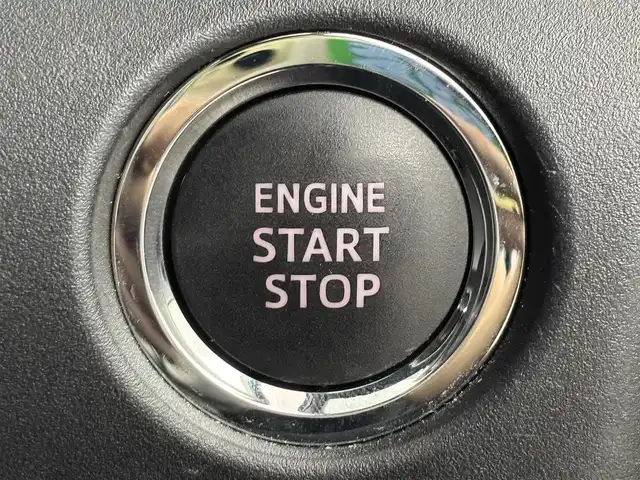 トヨタ ヴォクシー ZS 煌Ⅱ 福岡県 2020(令2)年 6.8万km イナズマスパーキングブラックガラスフレーク 純正１２．１型後席モニター　/純正９型ナビ　/バックカメラ　/ＥＴＣ２．０　/前後ドラレコ　/クルコン　/コーナーセンサー　/衝突軽減ブレーキ　/レーンキープ　/ＰＫＳＢ　/ＭＴモード付き　/両側電動スライドドア　/ＬＥＤヘッドライト