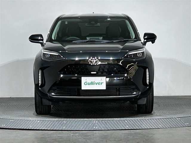 トヨタ ヤリスクロス Z 愛媛県 2022(令4)年 2.3万km ブラックマイカ ・純正８型ナビ（ＢＴ・ＦＭＡＭ・USB接続）/・バックカメラ　/・ビルトインＥＴＣ　/・レーダークルコン　/・横滑り防止　/・Ｄ席パワーシート　/・パワーバックドア　/・ＤＮ席シートヒーター