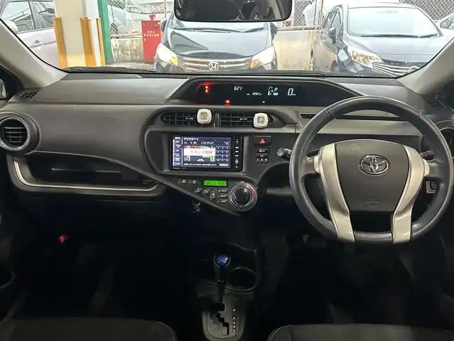 トヨタ アクア G ブラックソフトレザーセレ 愛知県 2014(平26)年 3.9万km ディープアメジストマイカメタリック 社外ナビ(AM/FM/CD/フルセグ)/バックカメラ/ETC/ハロゲンオートライト/レザーシート/純正フロアマット/取扱説明書/スペアキー/スマートキー