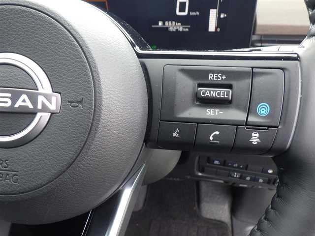 日産 セレナ e－パワー ハイウェイスター V 千葉県 2023(令5)年 2万km プリズムホワイト エマージェンシーブレーキ/プロパイロット/インテリジェントクルーズコントロール/インテリジェントルームミラー/ハンズフリー両側パワースライドドア/純正コネクトナビ/地デジTV/【Bluetooth接続】/アラウンドビューモニター/ドライブレコーダー（DC-XR2）/革巻きステアリング/ステアリングスイッチ/ETC/LEDヘッドライト/ウインカーミラー/純正16インチアルミホイル/サイド/カーテンエアバッグ/インテリジェントキー