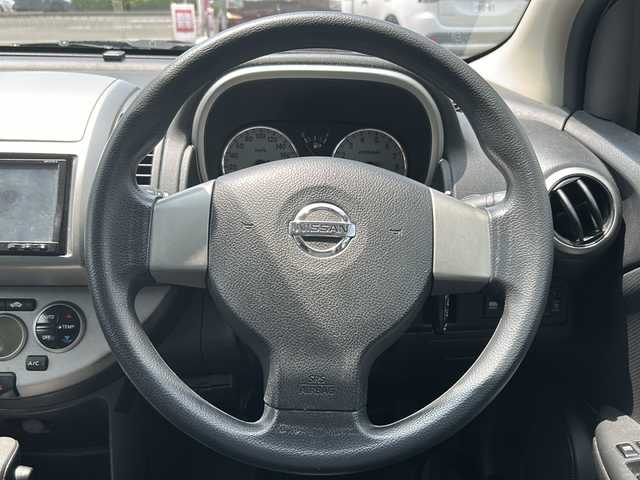 日産 ノート 15X SV +プラズマ 福島県 2011(平23)年 17.9万km ラディアントレッド 純正ナビ/（DVD.CD.BT.AMFMラジオ）/現状ナビ＆フルセグ使用できます/ＥＴＣ/電源ソケット/ハロゲンライト/電動格納ミラー/スマートキー/Ｗエアバッグ/ＡＢＳ/ドアバイザー/フロアマット/取扱説明書