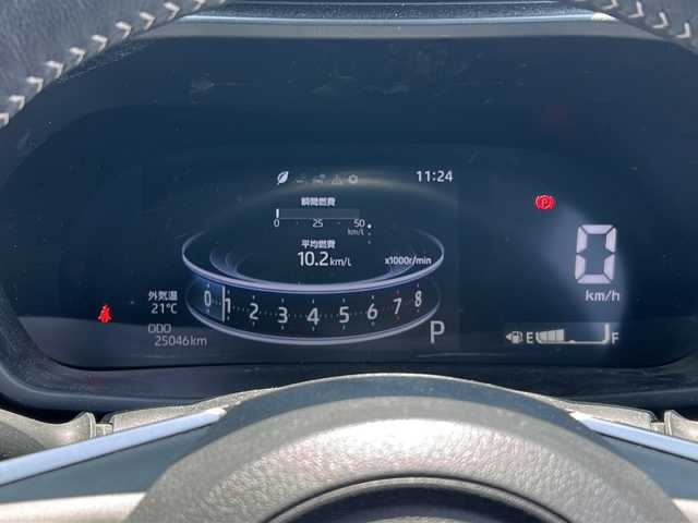 トヨタ ライズ Z 山形県 2022(令4)年 2.6万km ブラックマイカメタリック/シャイニングホワイトパール 4WD/衝突被害軽減システム/レーダークルーズコントロール/電動パーキングスイッチ/オートブレーキホールド/ステアリングスイッチ/寒冷地仕様/前席シートヒーター/電動格納ミラー/ウィンカーミラー/スマートキー
